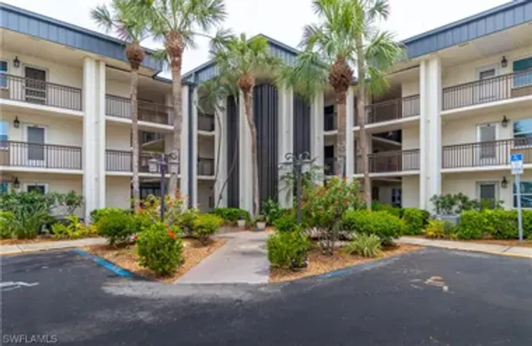 1740 PINE VALLEY DR APT 211, FORT MYERS,..., Fort Myers, FL 33907