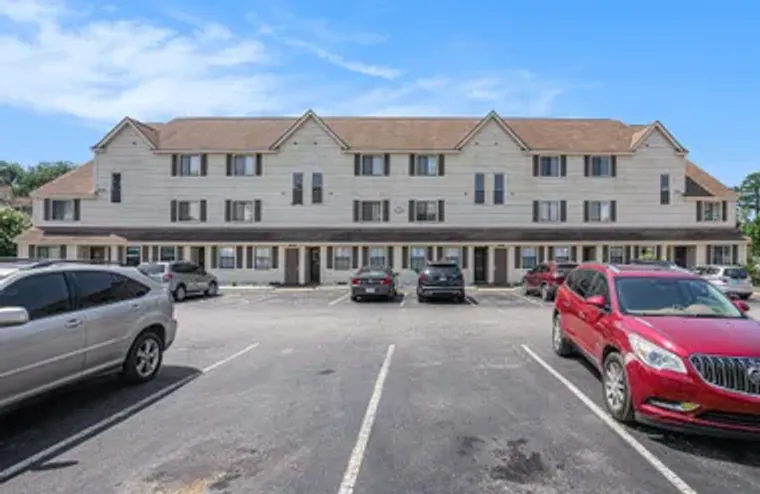 510 FAIRWOOD LAKES DR UNIT 17R, MYRTLE B..., Myrtle Beach, SC 29588