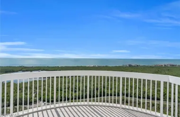 7117 PELICAN BAY BLVD PH 16, NAPLES, FL,..., Naples, FL 34108