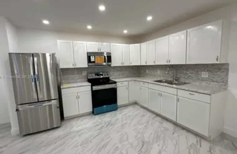 2251 NW 48TH TER APT 214, LAUDERHILL, FL..., Lauderhill, FL 33313