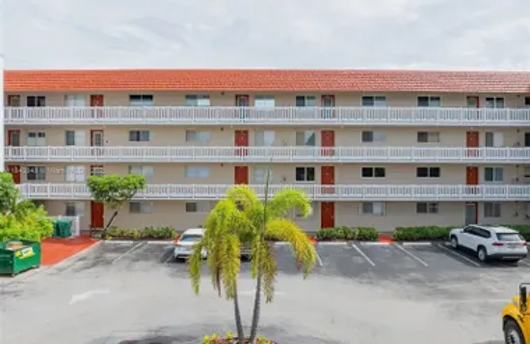 3581 INVERRARY DR APT 308, LAUDERHILL, F..., Lauderhill, FL 33319