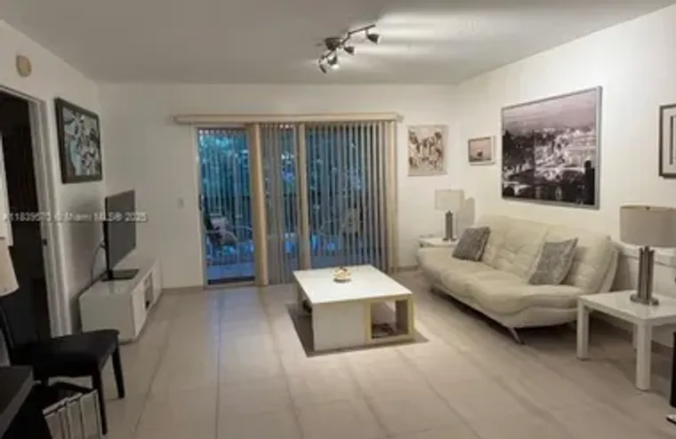 901 SW 141ST AVE 405M, PEMBROKE PINES, F..., Pembroke Pines, FL 33027