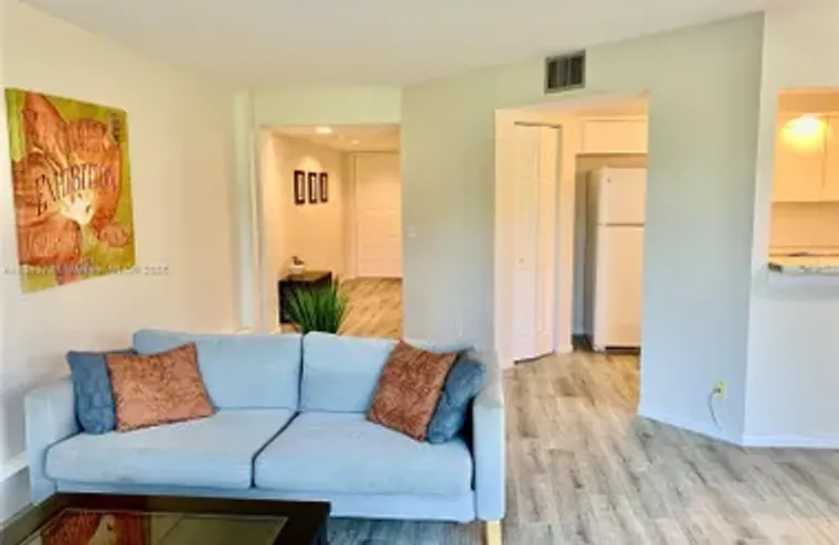 701 SW 128TH AVE APT 103F, PEMBROKE PINE..., Pembroke Pines, FL 33027