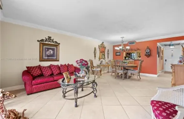 901 COLONY POINT CIR 503, PEMBROKE PINES..., Pembroke Pines, FL 33026