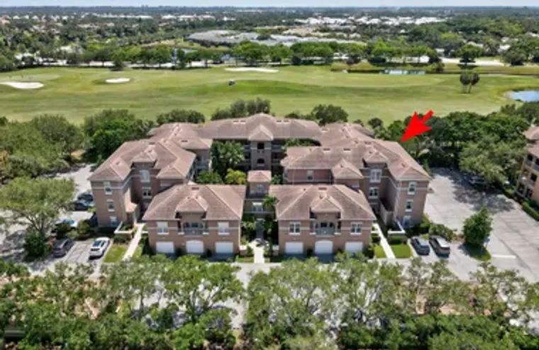 5025 FAIRWAYS CIR APT B206, VERO BEACH, ..., Vero Beach, FL 32967