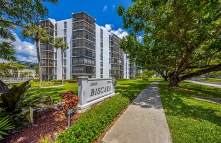 20400 W COUNTRY CLUB DR 812, AVENTURA, F..., Aventura, FL 33180
