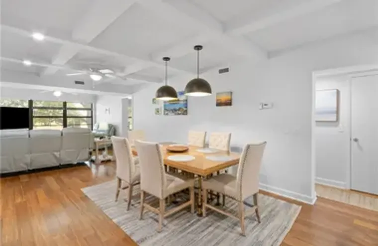 25 PLANTATION DR APT 206, VERO BEACH, FL..., Vero Beach, FL 32966