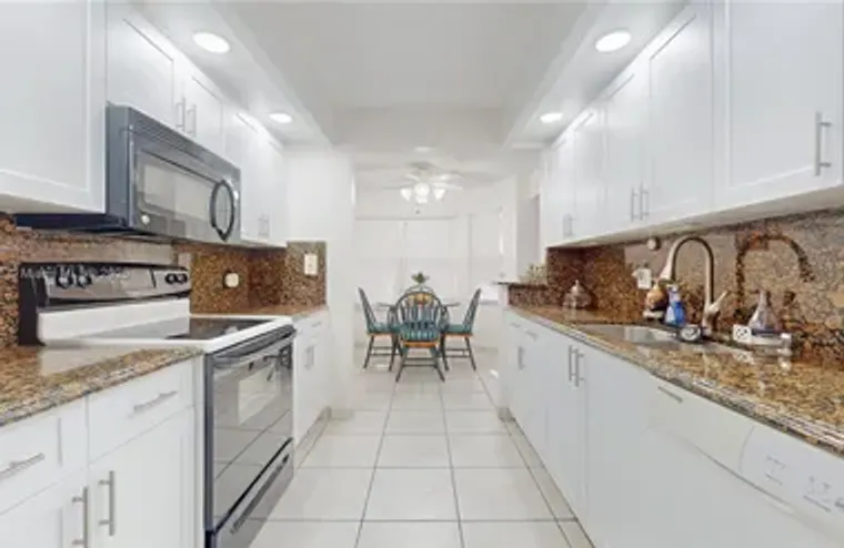 550 SW 137TH AVE L104, PEMBROKE PINES, F..., Pembroke Pines, FL 33027