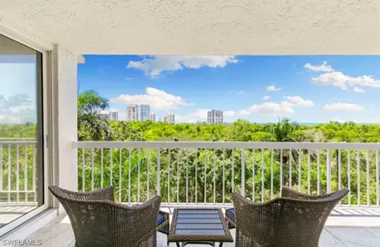 5501 HERON POINT DR APT 303, NAPLES, FL,..., Naples, FL 34108