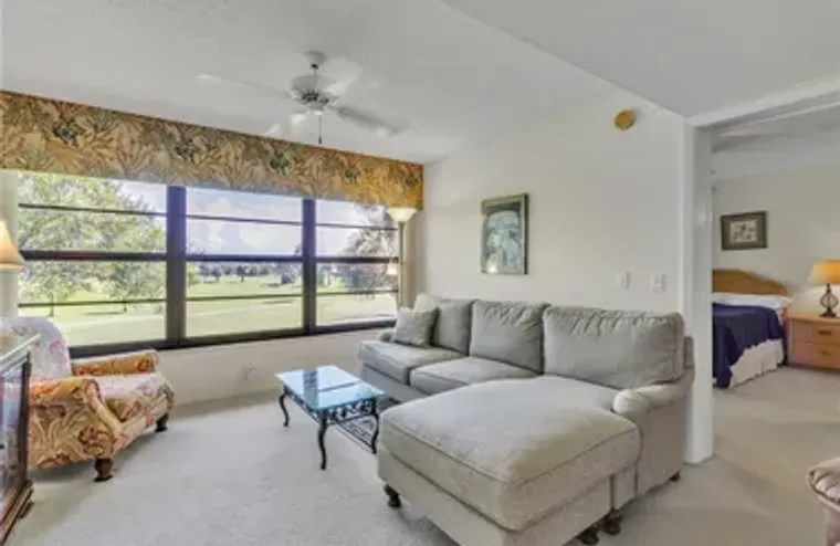 25 PLANTATION DR APT 203, VERO BEACH, FL..., Vero Beach, FL 32966