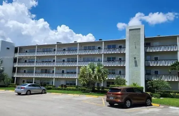 339 SOUTHAMPTON B # 339, WEST PALM BEACH..., West Palm Beach, FL 33417