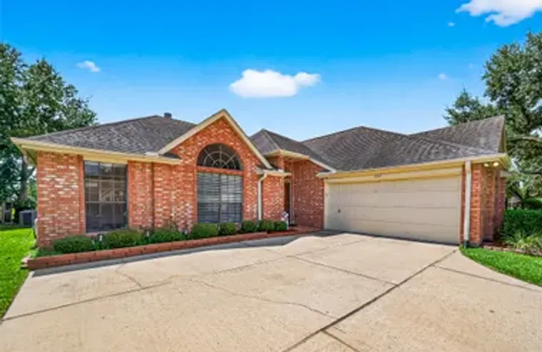 827 W PEACH HOLLOW CIR, PEARLAND, TX, 77..., Pearland, TX 77584