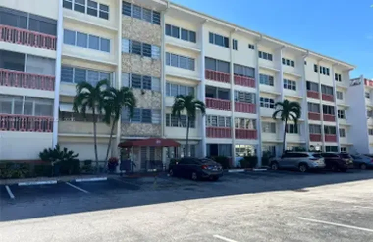 215 SE 3RD AVE APT 403A, HALLANDALE BEAC..., Hallandale Beach, FL 33009