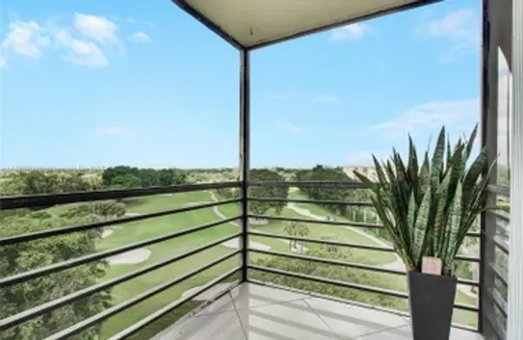 1100 SAINT CHARLES PL PH 5, PEMBROKE PIN..., Pembroke Pines, FL 33026