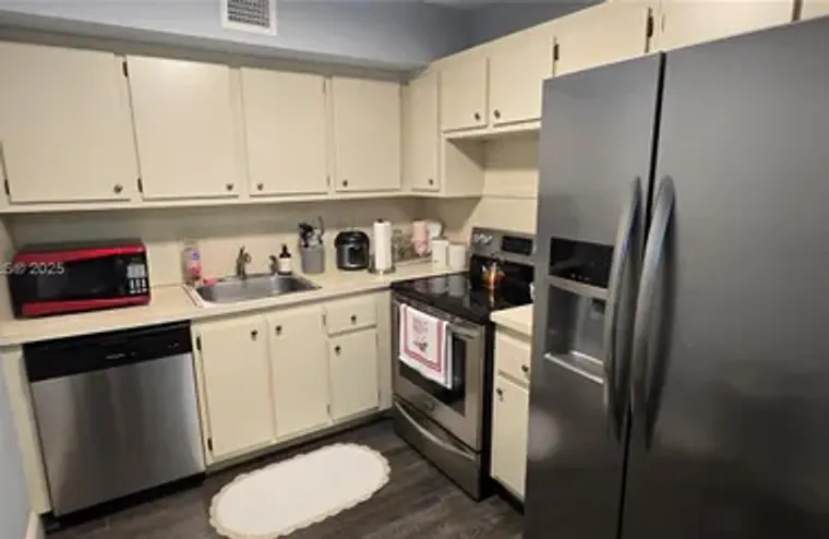 13500 SW 1ST ST 302U, PEMBROKE PINES, FL..., Pembroke Pines, FL 33027