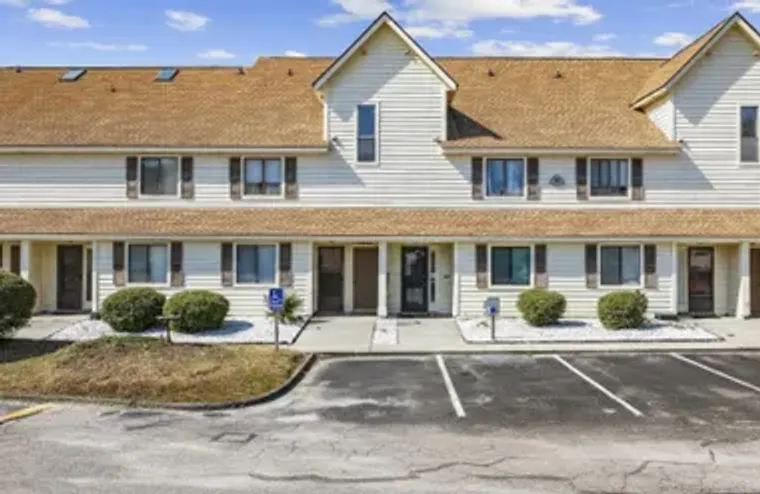 510 FAIRWOOD LAKES DR UNIT 20E, MYRTLE B..., Myrtle Beach, SC 29588