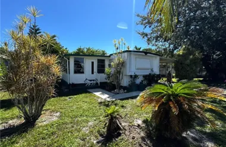 13 SAINT RAPHAEL DR, NAPLES, FL, 34112, Naples, FL 34112