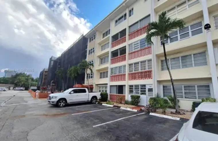 215 SE 3RD AVE 202D, HALLANDALE BEACH, F..., Hallandale Beach, FL 33009