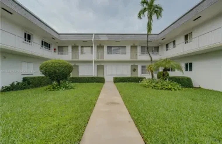 3280 CYNTHIA LN APT 205, LAKE WORTH, FL,..., Lake Worth, FL 33461