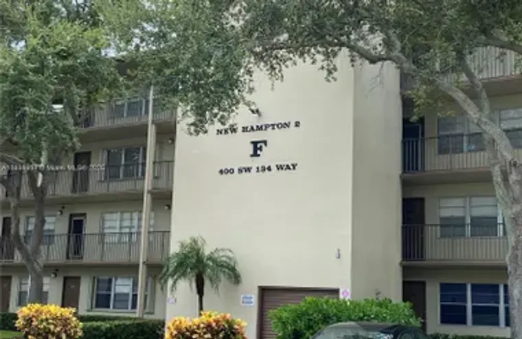 400 SW 134TH WAY APT 413F, PEMBROKE PINE..., Pembroke Pines, FL 33027