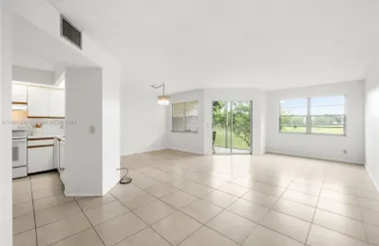 901 SW 128TH AVE 212E, PEMBROKE PINES, F..., Pembroke Pines, FL 33027