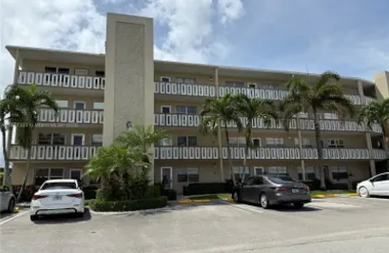 423 WELLINGTON G # 423, WEST PALM BEACH,..., West Palm Beach, FL 33417