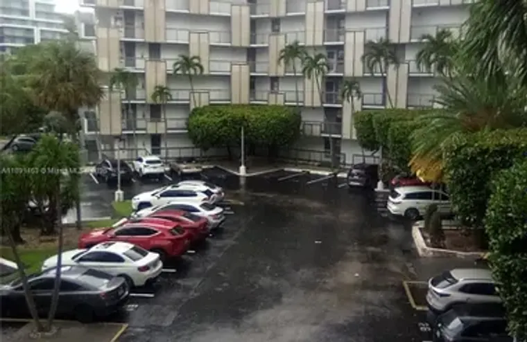 20400 W COUNTRY CLUB DR APT 209, AVENTUR..., Aventura, FL 33180