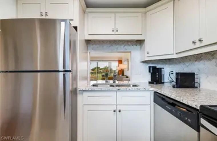 1724 PINE VALLEY DR 213, FORT MYERS, FL,..., Fort Myers, FL 33907