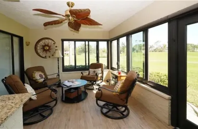 5730 TRAILWINDS DR 411, FORT MYERS, FL, ..., Fort Myers, FL 33907