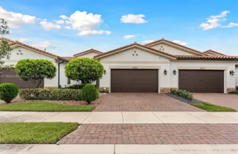 7467 S BLUE SPRING DR, PARKLAND, FL, 330..., Parkland, FL 33067