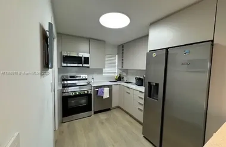 8900 WASHINGTON BLVD 304A, PEMBROKE PINE..., Pembroke Pines, FL 33025