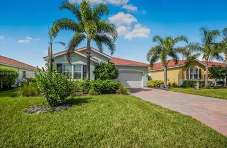 3348 APPLE BLOSSOM, FORT MYERS, FL, 3392..., Fort Myers, FL 33920