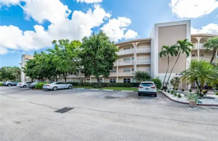 2101 LUCAYA BND APT C1, COCONUT CREEK, F..., Coconut Creek, FL 33066
