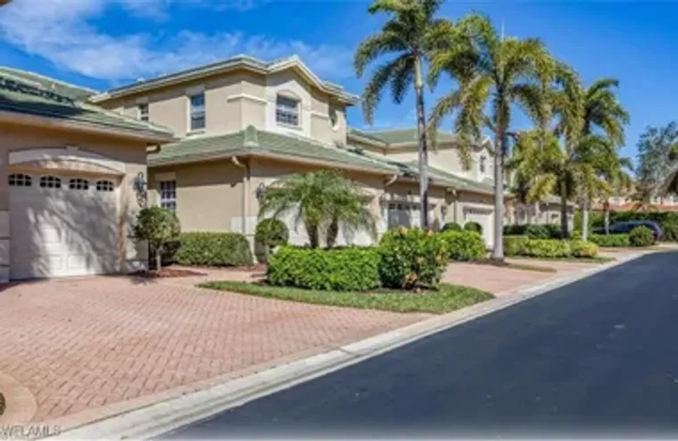 558 VINTAGE RESERVE LN # 19B, NAPLES, FL..., Naples, FL 34119