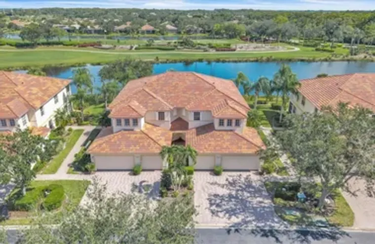 3080 MEANDERING WAY 202, FORT MYERS, FL,..., Fort Myers, FL 33905