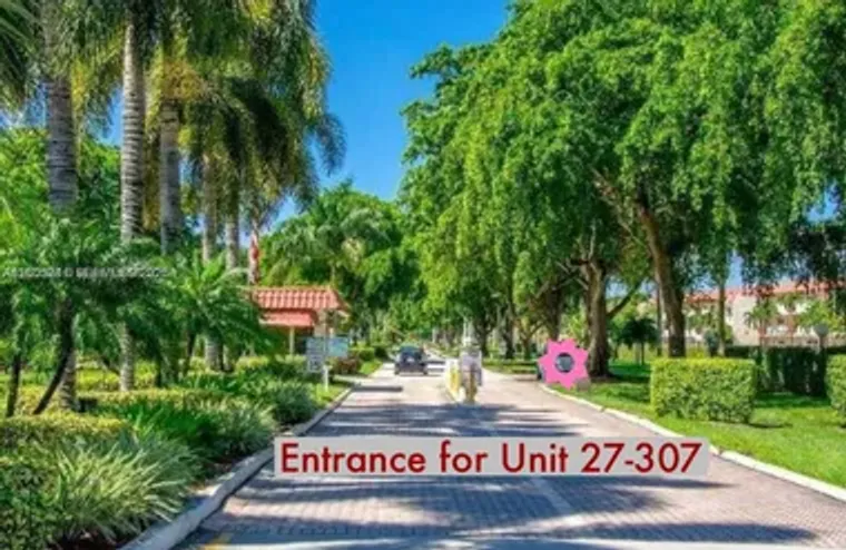 681 S HOLLYBROOK DR 307, PEMBROKE PINES,..., Pembroke Pines, FL 33025