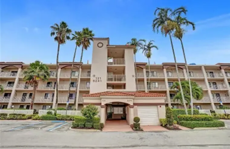 6241 POINTE REGAL CIR 103, DELRAY BEACH,..., Delray Beach, FL 33484