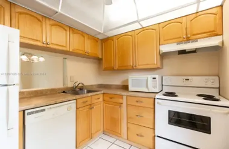 5830 NW 64TH AVE APT 105, TAMARAC, FL, 3..., Tamarac, FL 33319