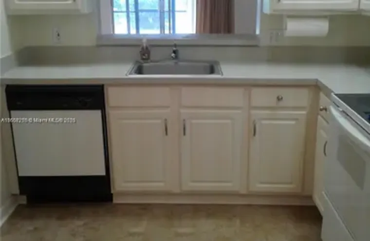 701 SW 142ND AVE 104S, PEMBROKE PINES, F..., Pembroke Pines, FL 33027