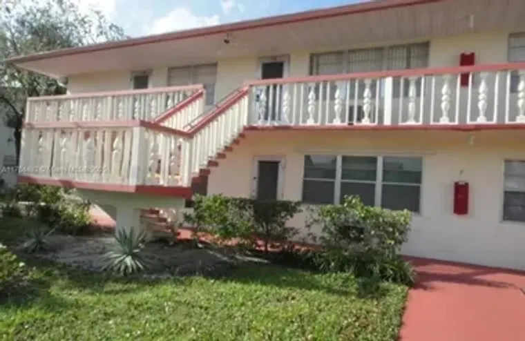 130 CAMDEN F, WEST PALM BEACH, FL, 33417, West Palm Beach, FL 33417