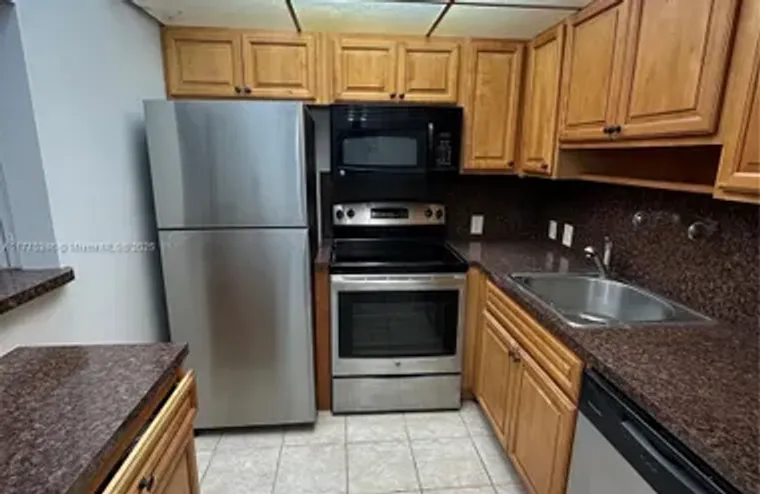 289 SUFFOLK G # 289, BOCA RATON, FL, 334..., Boca Raton, FL 33434