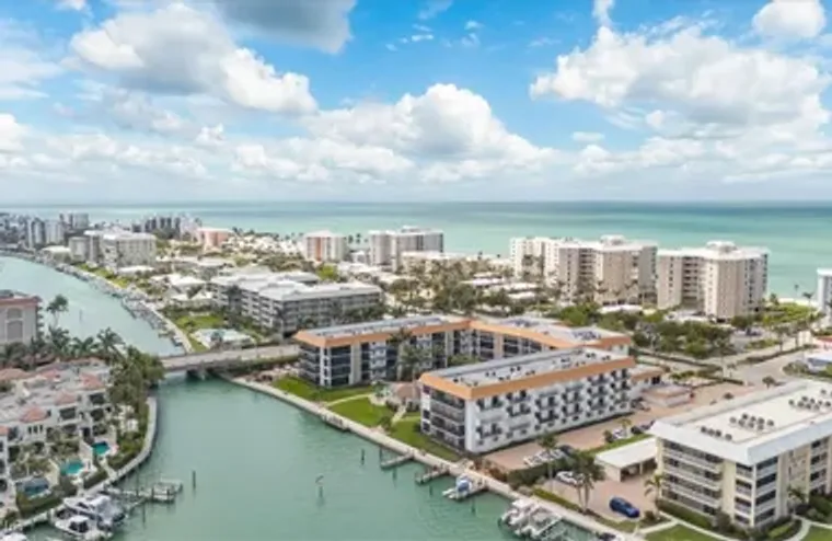 2900 GULF SHORE BLVD 406, NAPLES, FL, 34..., Naples, FL 34103