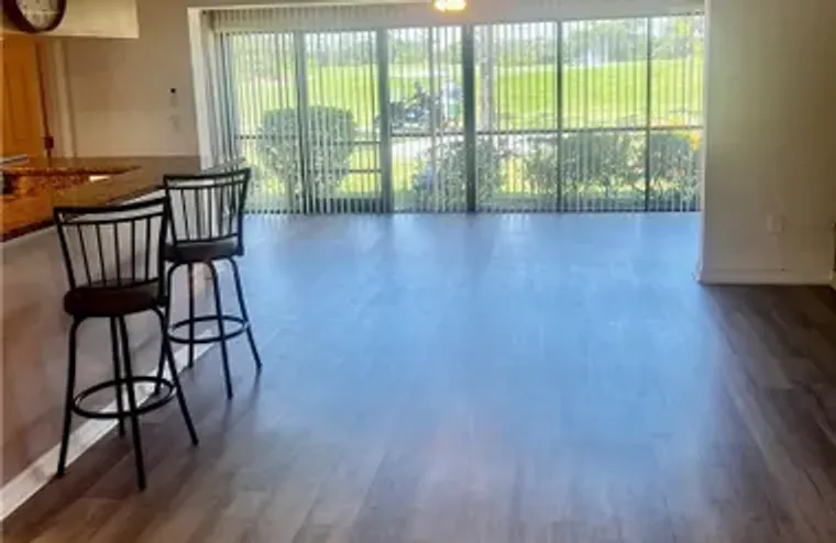 5765 TRAILWINDS DR 115, FORT MYERS, FL, ..., Fort Myers, FL 33907