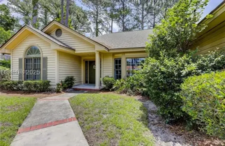 5 HONEY LOCUST CIR, HILTON HEAD ISLAND, ..., Hilton Head Island, SC 29926