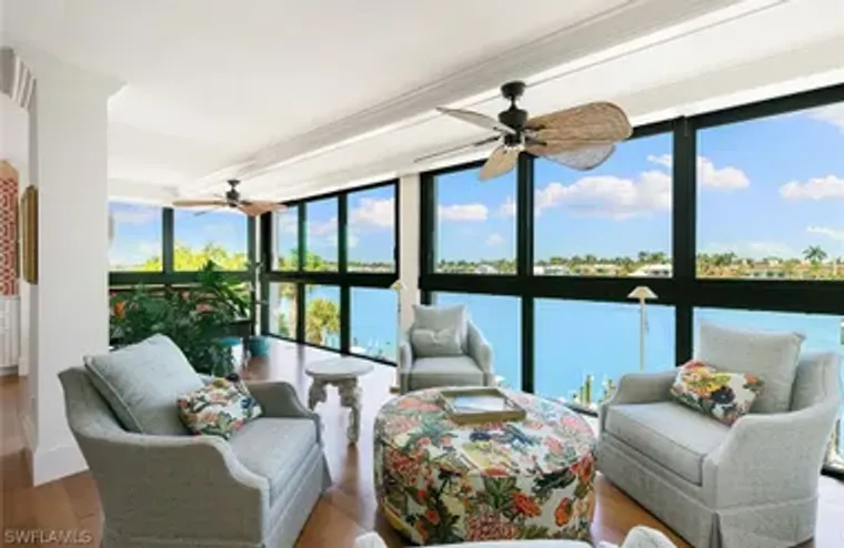 2400 GULF SHORE BLVD 305, NAPLES, FL, 34..., Naples, FL 34103