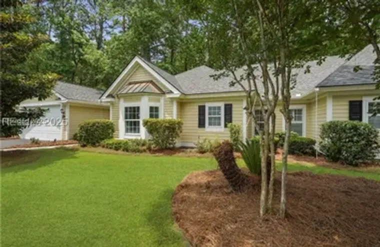 15 INDIGO RUN DR UNIT 8, HILTON HEAD ISL..., Hilton Head Island, SC 29926