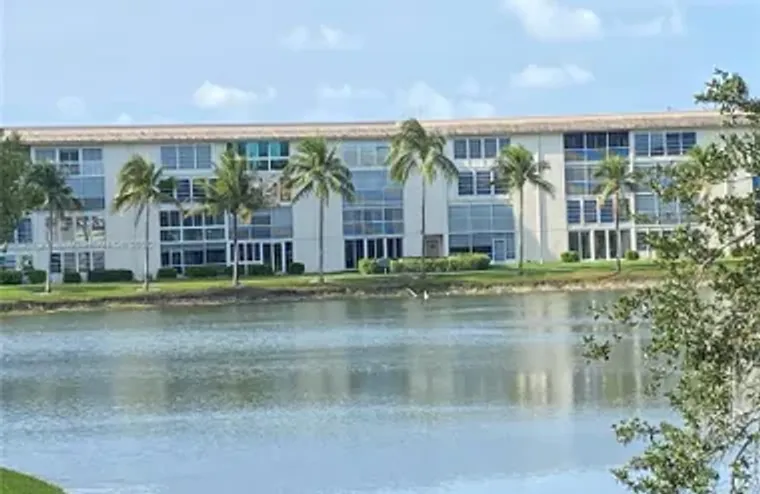 1902 BERMUDA CIR G3, COCONUT CREEK, FL, ..., Coconut Creek, FL 33066