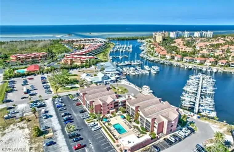 3160 MATECUMBE KEY RD APT 212, PUNTA GOR..., Punta Gorda, FL 33955