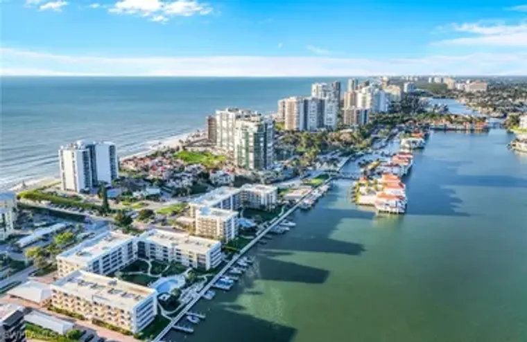 3450 GULF SHORE BLVD 306, NAPLES, FL, 34..., Naples, FL 34103