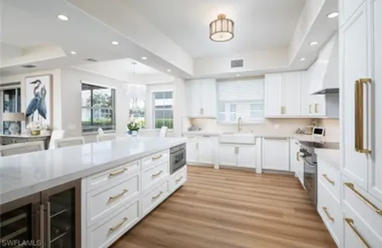 575 AVELLINO ISLES CIR 102, NAPLES, FL, ..., Naples, FL 34119